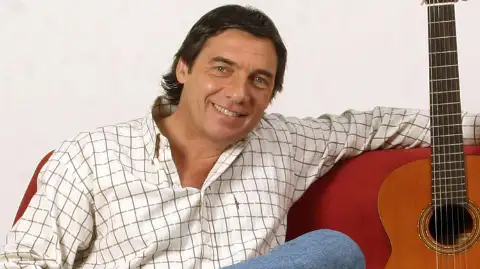 Facundo Saravia — artista musical para eventos