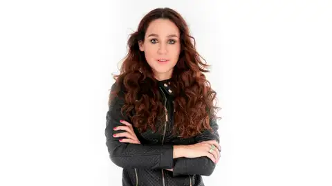 Daniela Herrero — artista musical para eventos