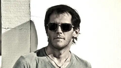 Francisco Cuestas — artista musical para eventos