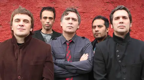Ella es tan Cargosa — artista musical para eventos