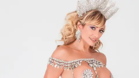 Andrea Ghidone — modelo para eventos