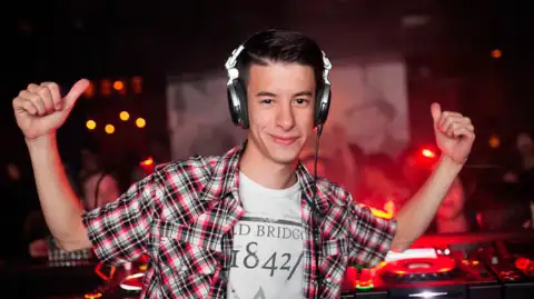 Tomás Heredia — DJ para eventos