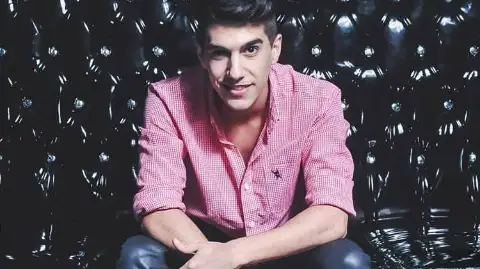 Lacho — artista musical para eventos