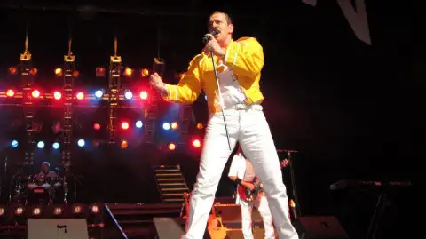 One and Dr. Queen – Tributo a Queen — artista para eventos