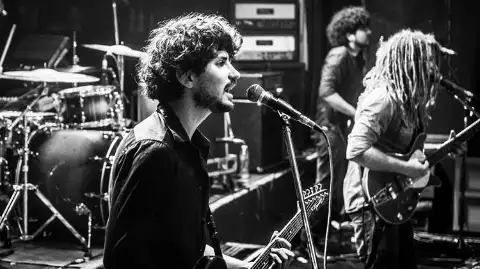Todo Aparenta Normal — artista musical para eventos