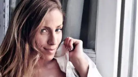 Georgina Tirotta — artista para eventos