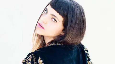 Loli Molina — artista musical para eventos