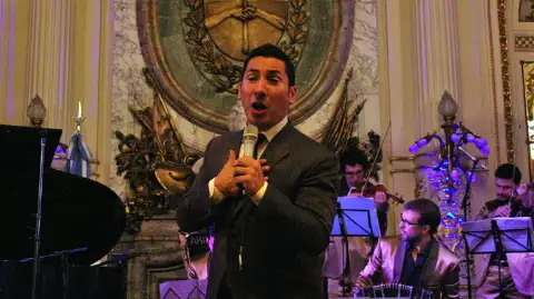 Ariel Ardit — artista musical para eventos