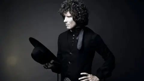 Enrique Bunbury — artista musical para eventos