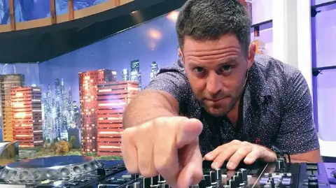 DJ Tommy Muñoz — DJ para eventos