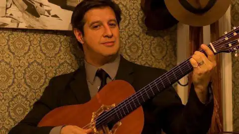 Leonardo Pastore — artista musical para eventos