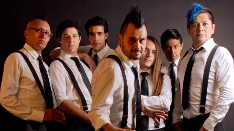Los Estrambóticos — artista musical para eventos