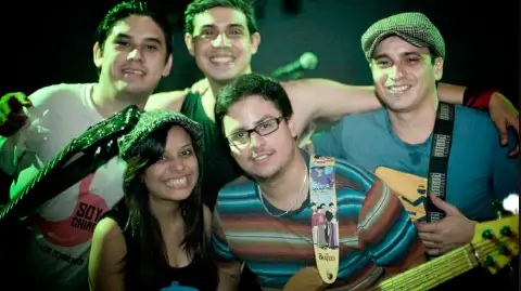 Los Corrientes — artista musical para eventos