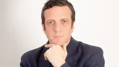 Mauro Szeta — conductor/a para eventos