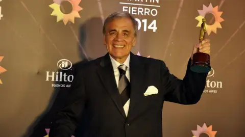Julio Bazán — conductor/a para eventos