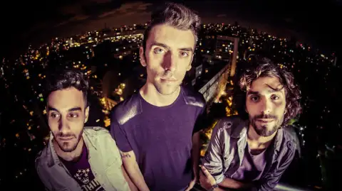 Parteplaneta — artista musical para eventos
