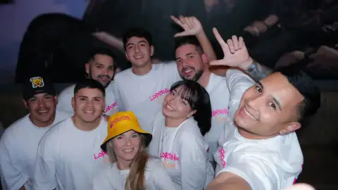 LoPeLoBa — artista musical para eventos