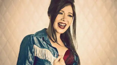 Isabel de Sebastián — artista musical para eventos
