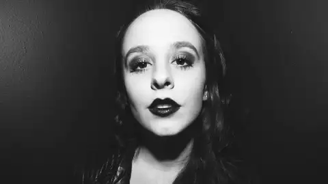 Mery Granados — artista musical para eventos