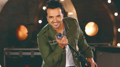 Luis Fonsi — artista musical para eventos