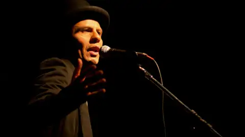 Tabaré Cardozo — artista musical para eventos