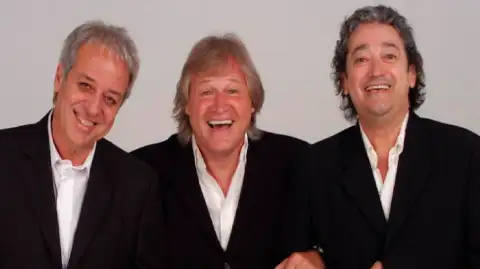 Los Reyes del Recuerdo — artista musical para eventos