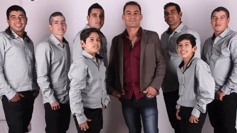 El Golpe De Santa Fe — artista musical para eventos