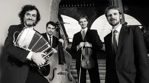Quatrotango — artista musical para eventos