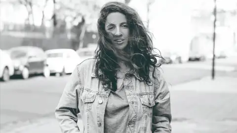 Barbi Recanati — artista musical para eventos