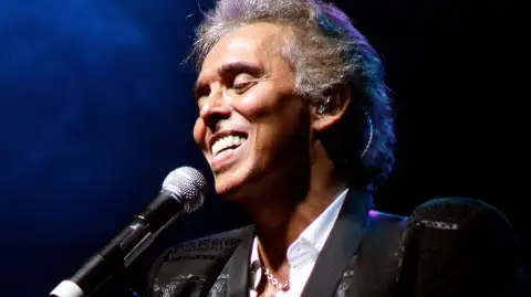 Jairo — artista musical para eventos