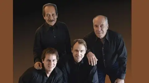 Opus 4 — artista musical para eventos