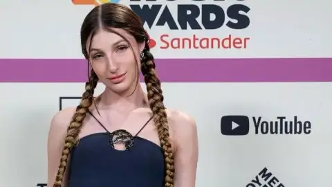 Yami Safdie — influencer para eventos