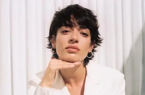 Zoe Gotusso — artista musical para eventos