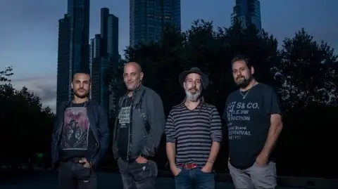 Monos en Bolas — artista musical para eventos