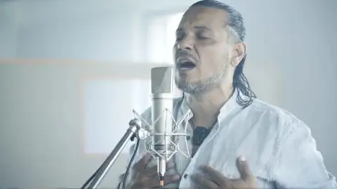 Indio Lucio Rojas — artista musical para eventos