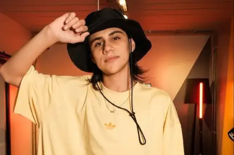 Valentino Merlo — artista musical para eventos