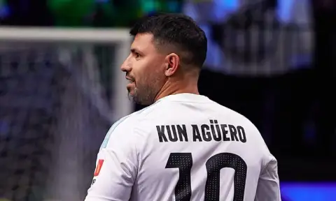 Kun Agüero — influencer para eventos