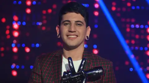 Yhosva Montoya — artista musical para eventos