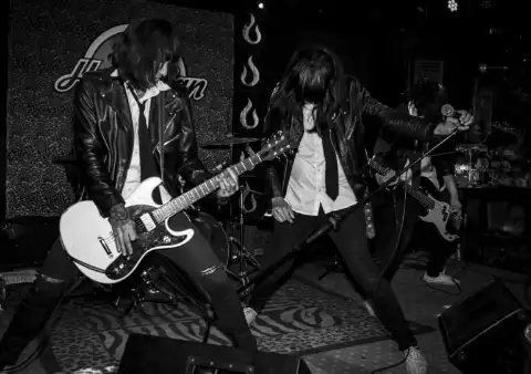 The Mormones – Tributo a Ramones — artista musical para eventos