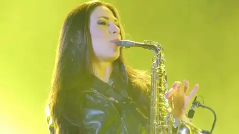 Tamara Kreimer — artista musical para eventos