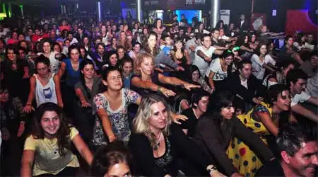 Yoga Rave — artista musical para eventos