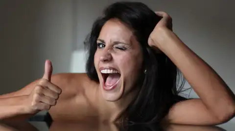 Ivana Acosta — humorista para eventos