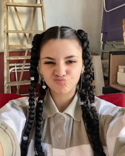Kuki — youtuber para eventos