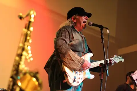 Sr. Masa — artista musical para eventos