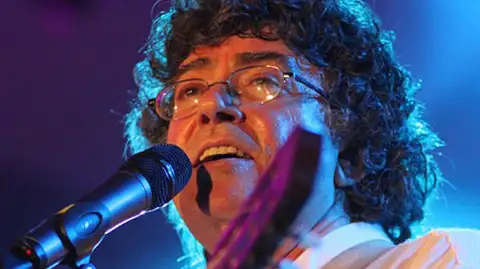 Piero — artista musical para eventos
