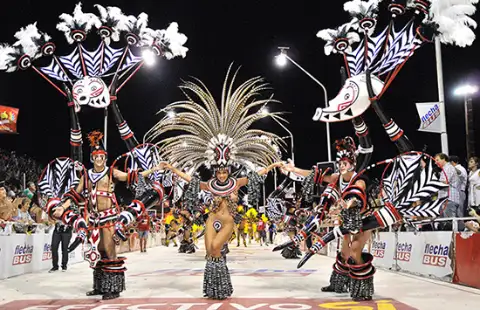 Comparsa Kamarr — artista musical para eventos