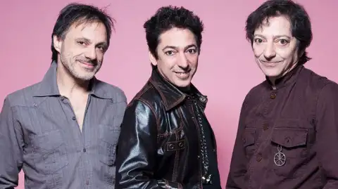 Virus — artista musical para eventos