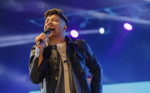 Damián Córdoba — artista musical para eventos