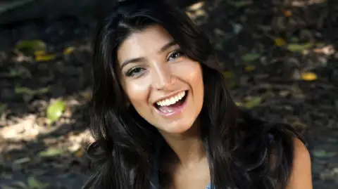 Solange Abraham — modelo para eventos
