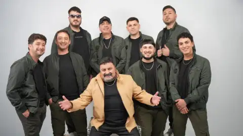 Amar Azul — artista musical para eventos